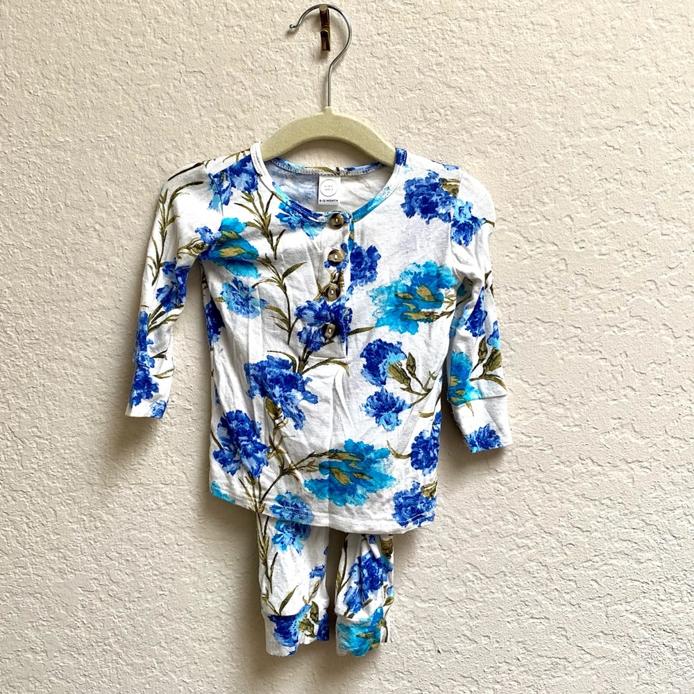 HOLD - Lou Lou &co Top+Bottom